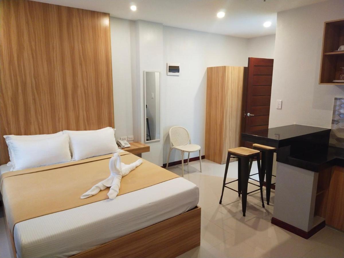 Elti Suites By Bluebookers Анхелес Екстер'єр фото